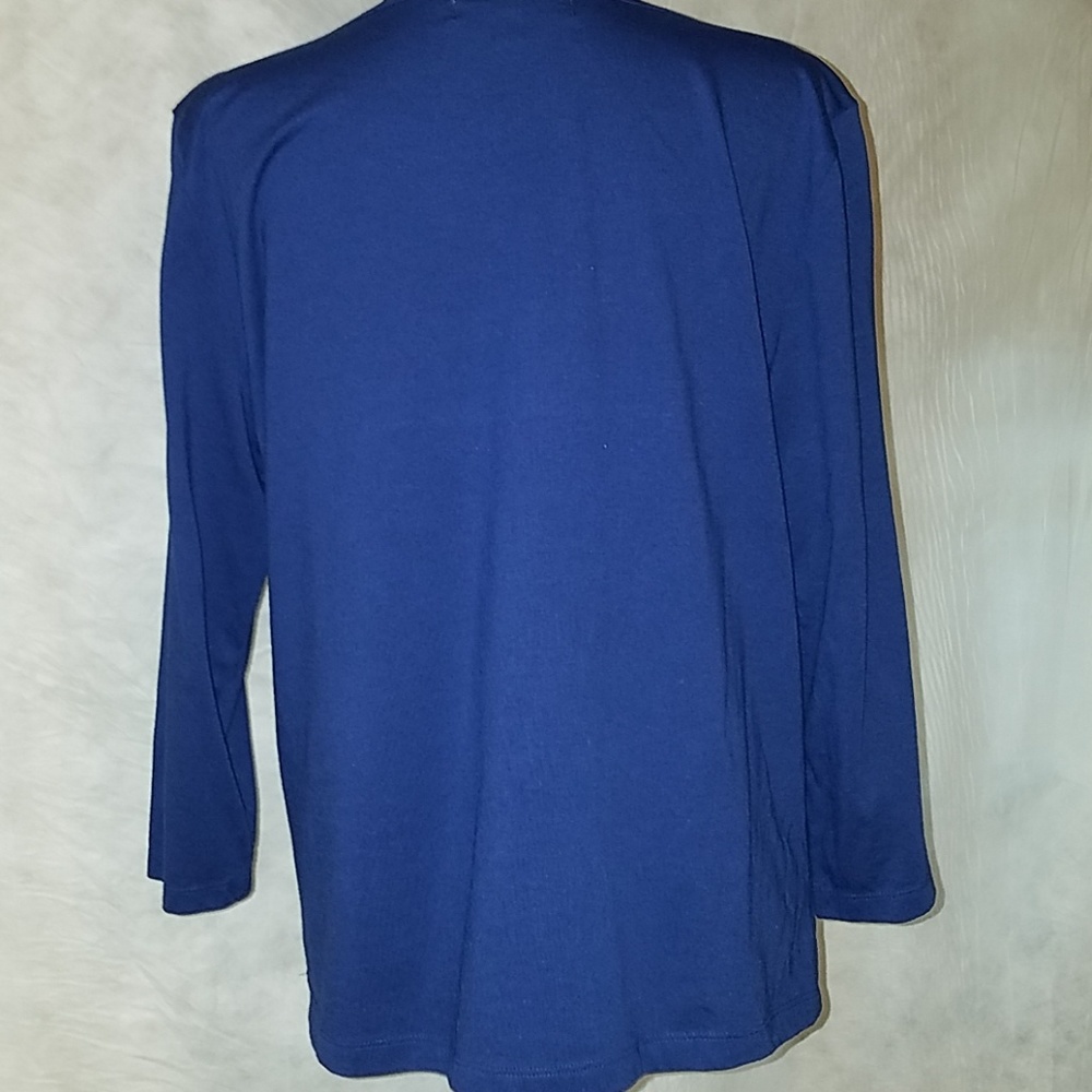 Blue top with gold trim - Picture 4 of 5